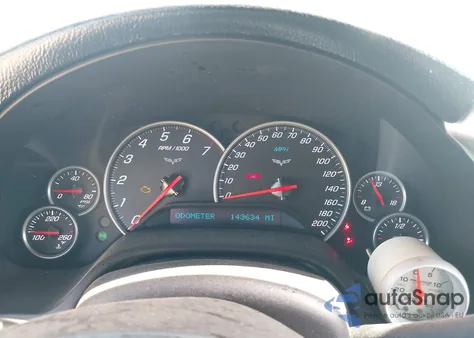 2005 Chevrolet Corvette z USA, uszkodzony, nr VIN 1G1YY24U455129818